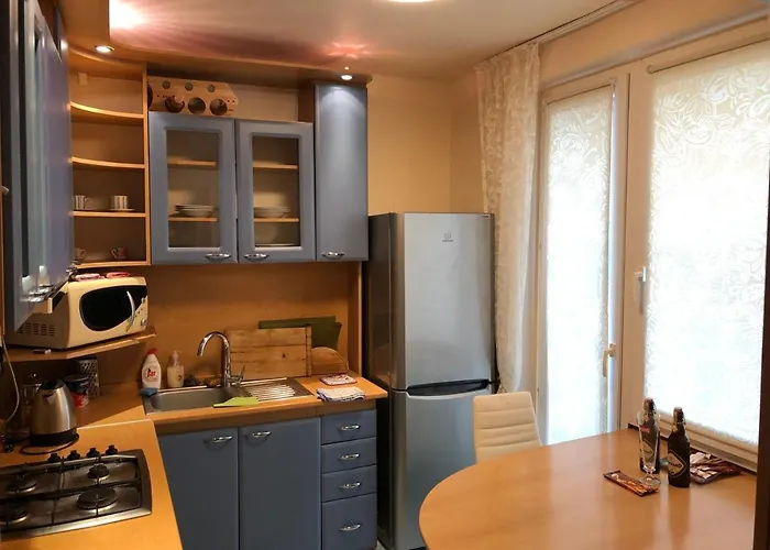 Sever Hroncova * コシツェ